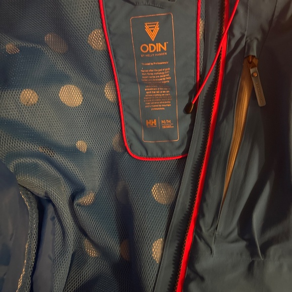 Helly Hansen jacket - Picture 3 of 3